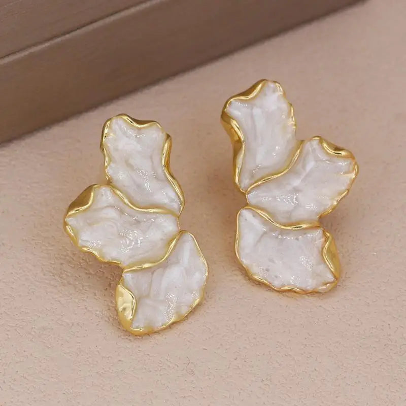 Irregular Metal Cream Eanmel Petal Post Earrings