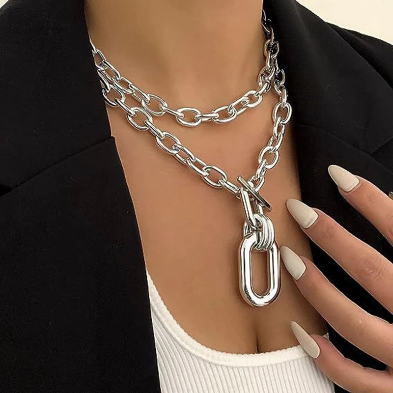 Metal Thick Chains Big Elliptical Pendant Necklace