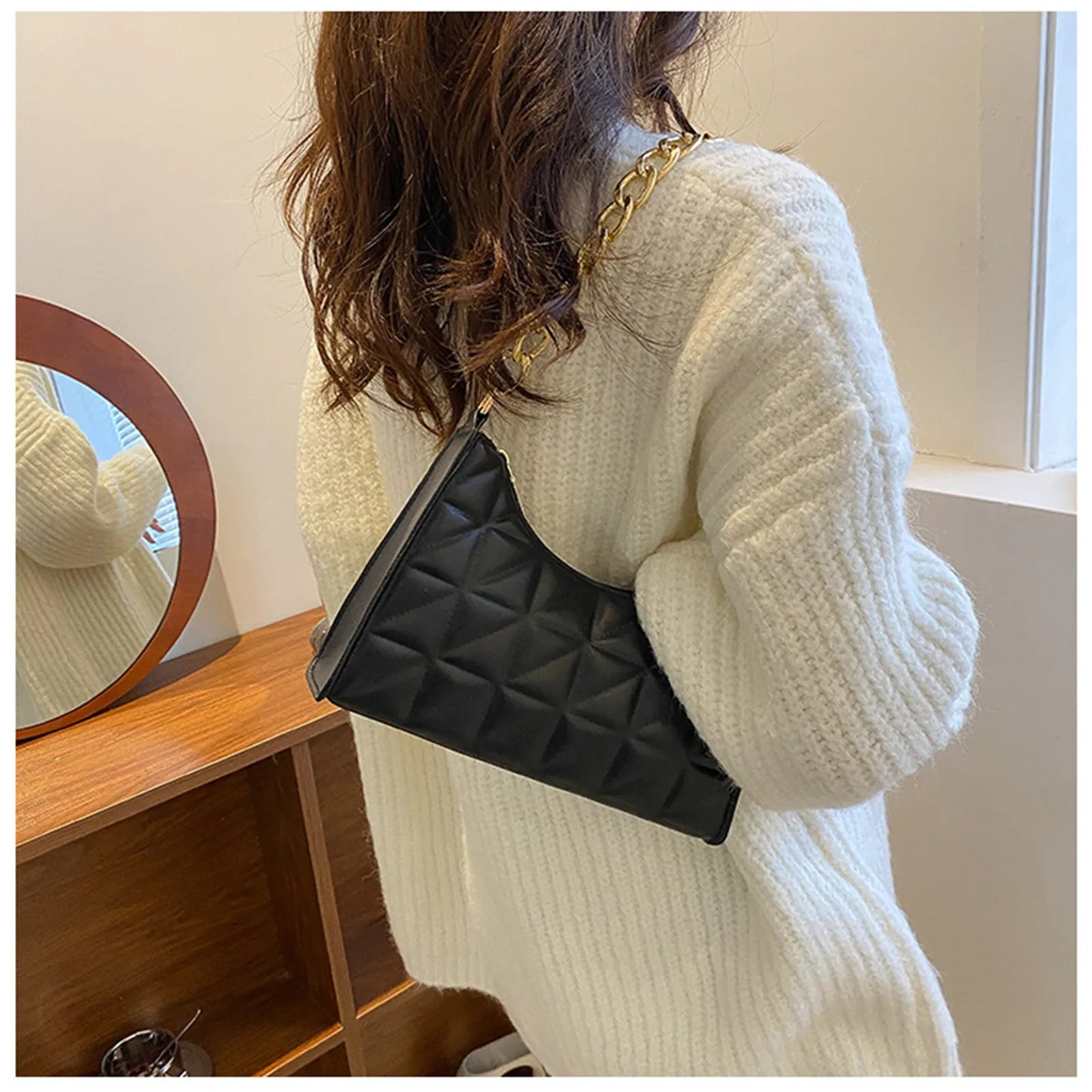 Diamond Pattern Shoulder