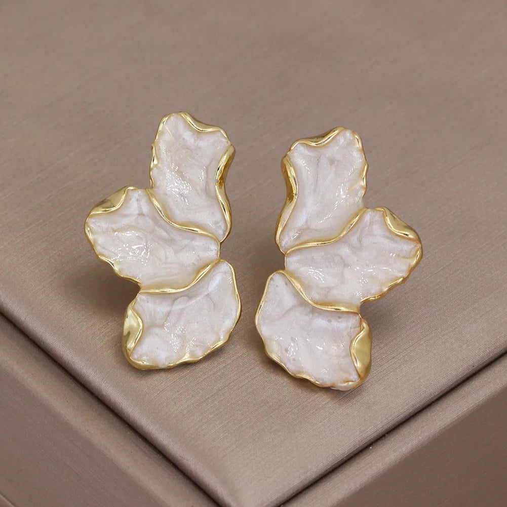 Irregular Metal Cream Eanmel Petal Post Earrings